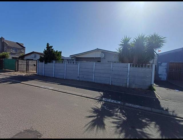 2 BEDROOM HOUSE FOR SALE IN RAVENSMEAD